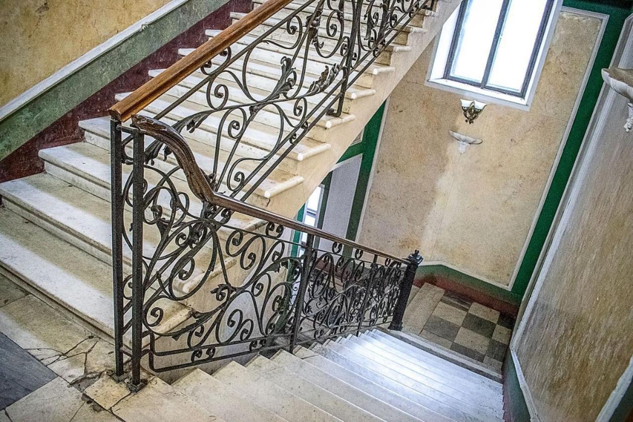 Mini-Hotel In The Very Heart Of Odessa ภายนอก รูปภาพ
